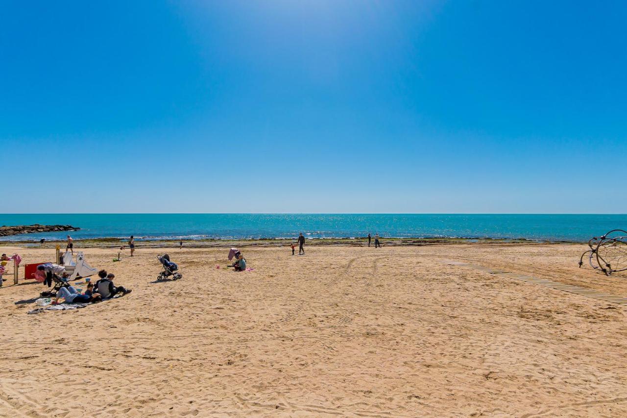 Apartamento Sunrise Orbiplaya Torrevieja Eksteriør billede